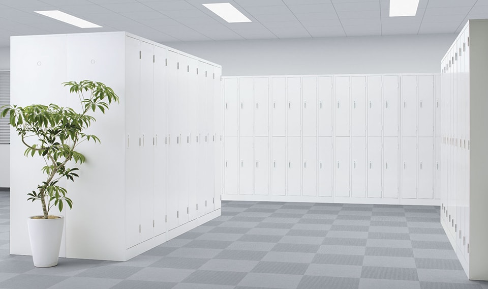 送料無料】 4人用 スチールロッカー 鍵付き ホワイト 業務用 幅900