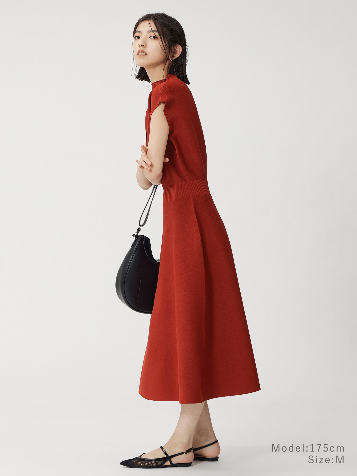 PLST(プラステ)公式 | ホールガーメント®ボトルネックフレアワンピース