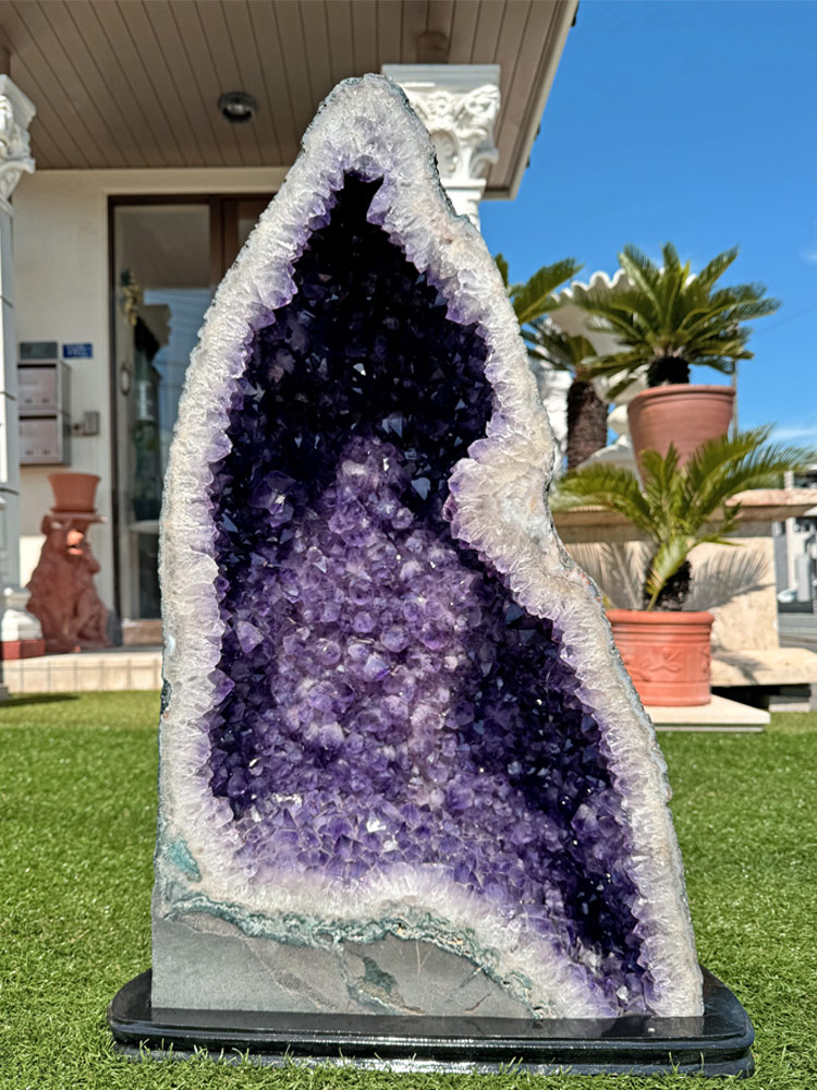 楽天市場】天然 紫水晶 特大 アメジスト ドーム 原石 大きい