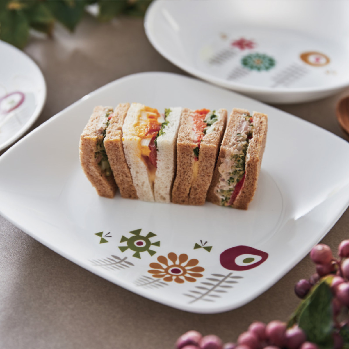 楽天市場】プレート 22.5cm スクエア CORELLE ケイユクッカ 強化ガラス