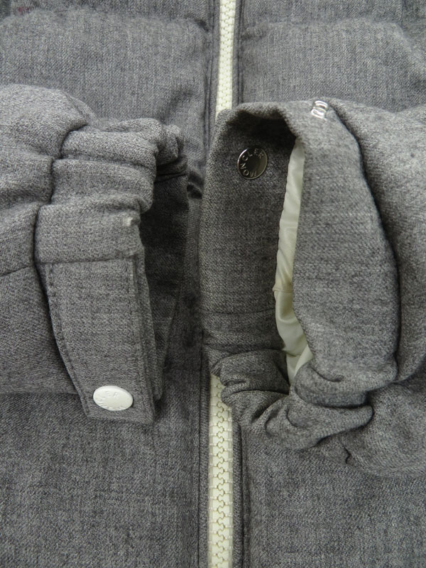 MONCLER】モンクレール『ロロピアーナ MUFLIER 重ね着風ダウン