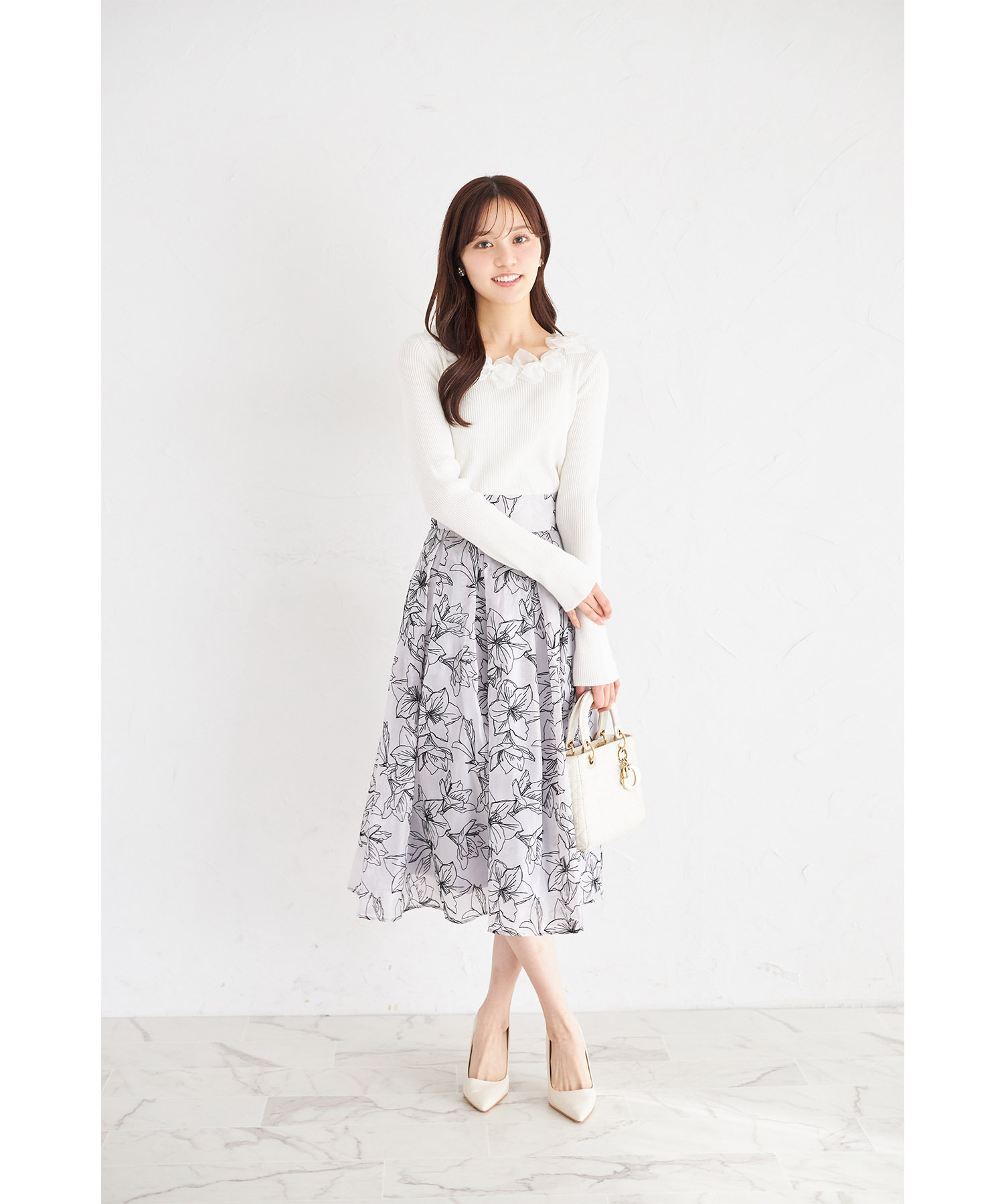 ラインフラワーフロッキーシアータックフレアスカート