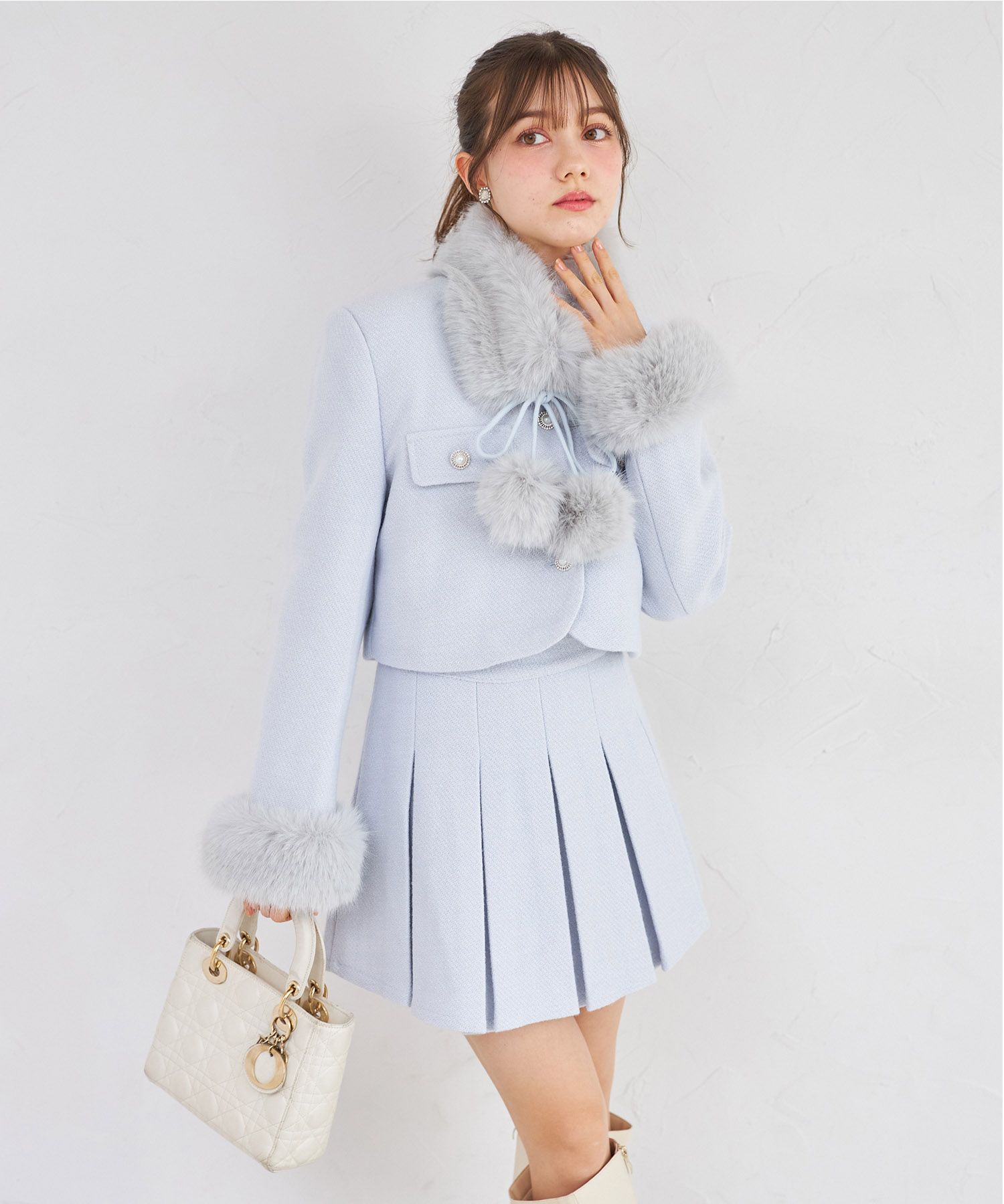 ファーティペット付きツイードジャケット×ミニスカートセットアップ