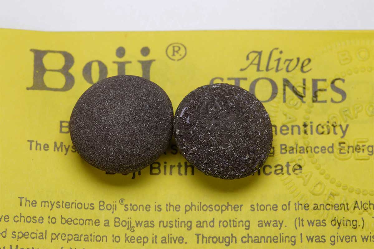 [希少] ボージーストーンBoji Alive STONES 2個セット ボージーストーンBoji Alive STONES 2個セット - メルカリ