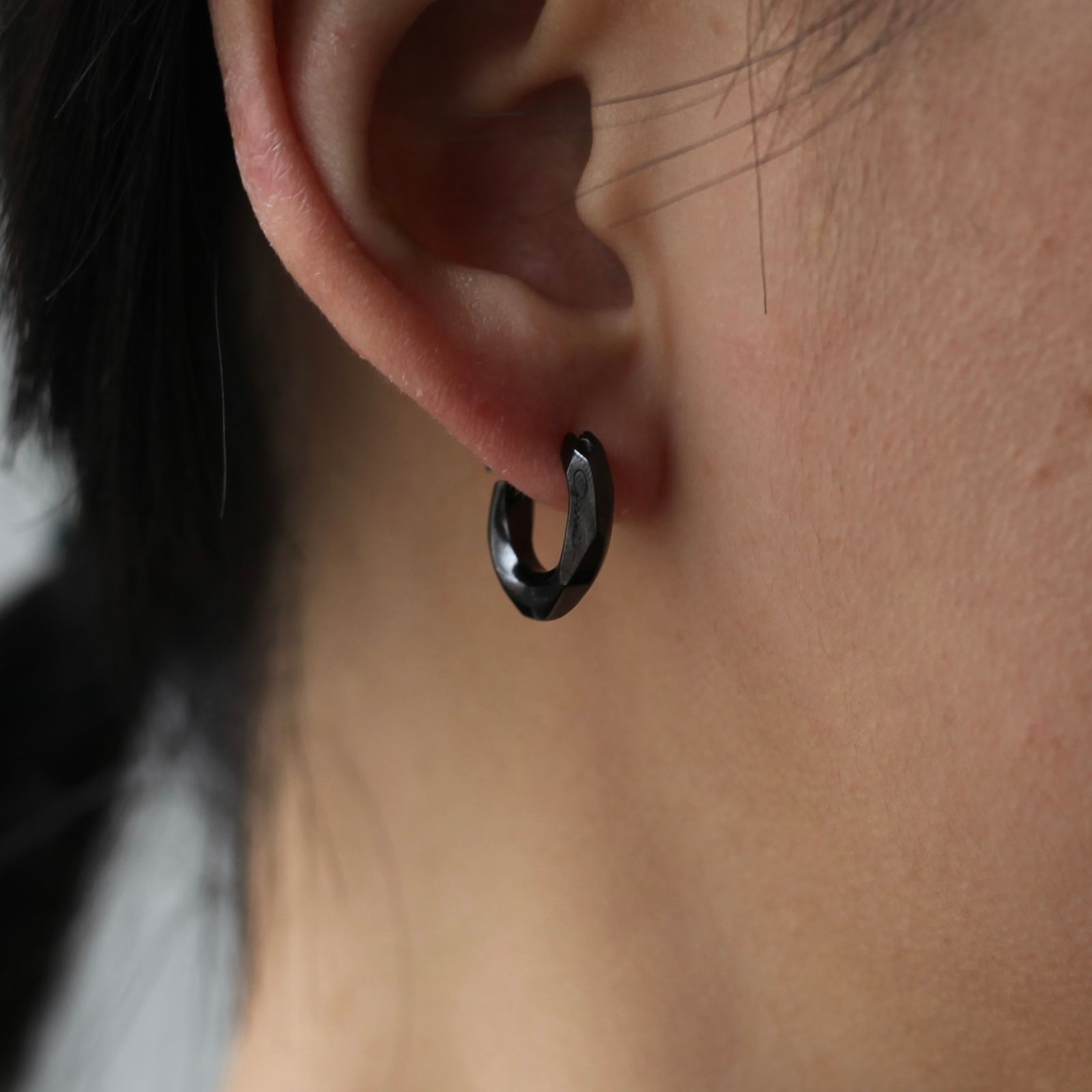 GARNI - 【残り一点】Crockery Pierce 右耳用(BLACK) | ACRMTSM ONLINE