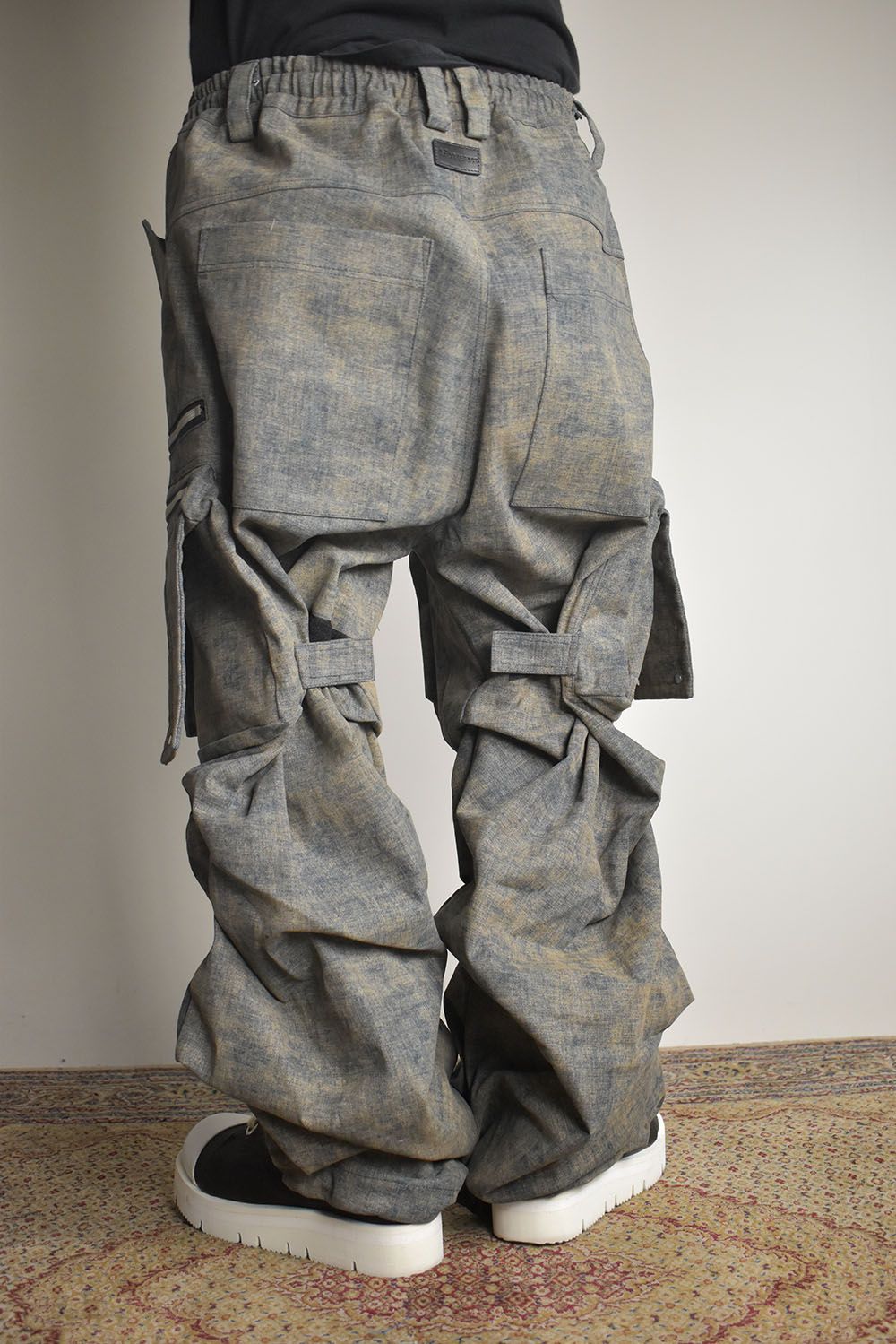 A.F ARTEFACT - Blended Shades Denim Cargo Tuck Wide Pants
