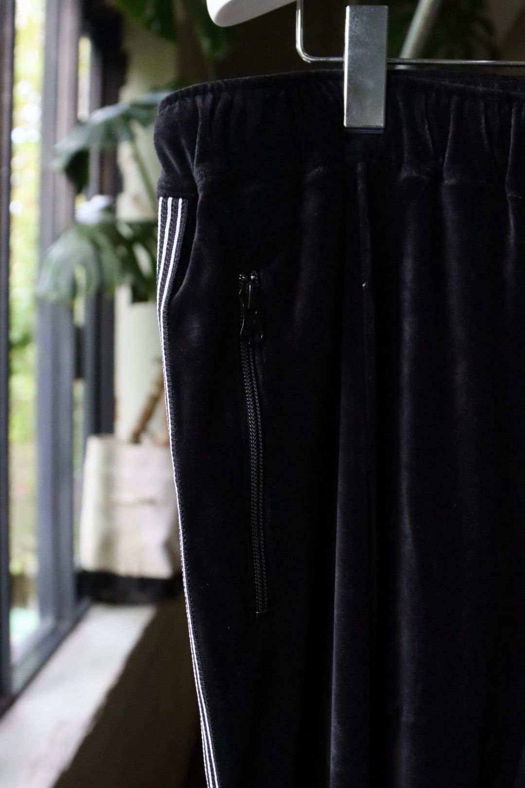 Stripes For Creative - S.F.C 23FW VELOUR TRACK PANTS(SFCFW23CS07