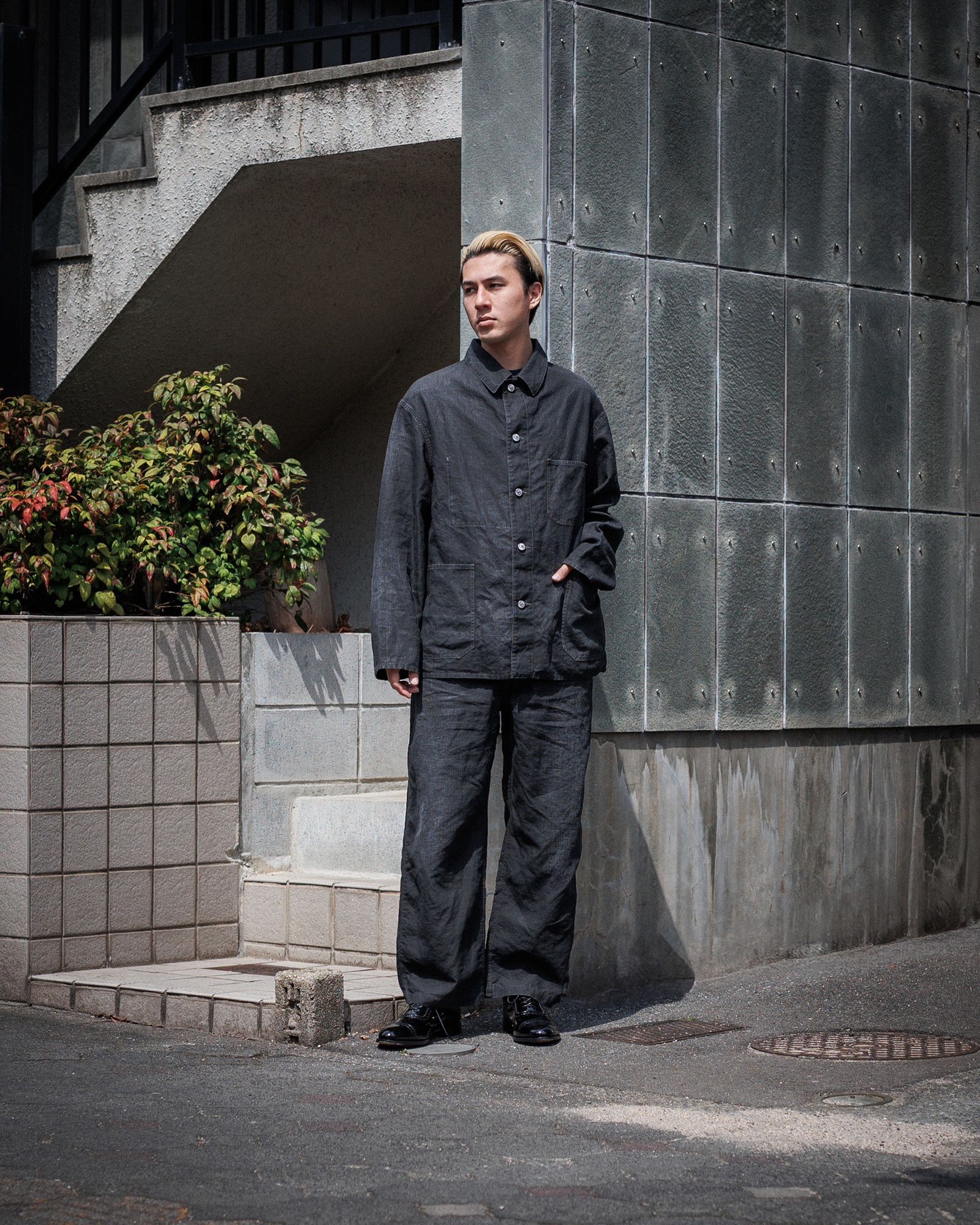 アプレッセ Vintage Black Linen Coverall セットアップスタイル 4月5