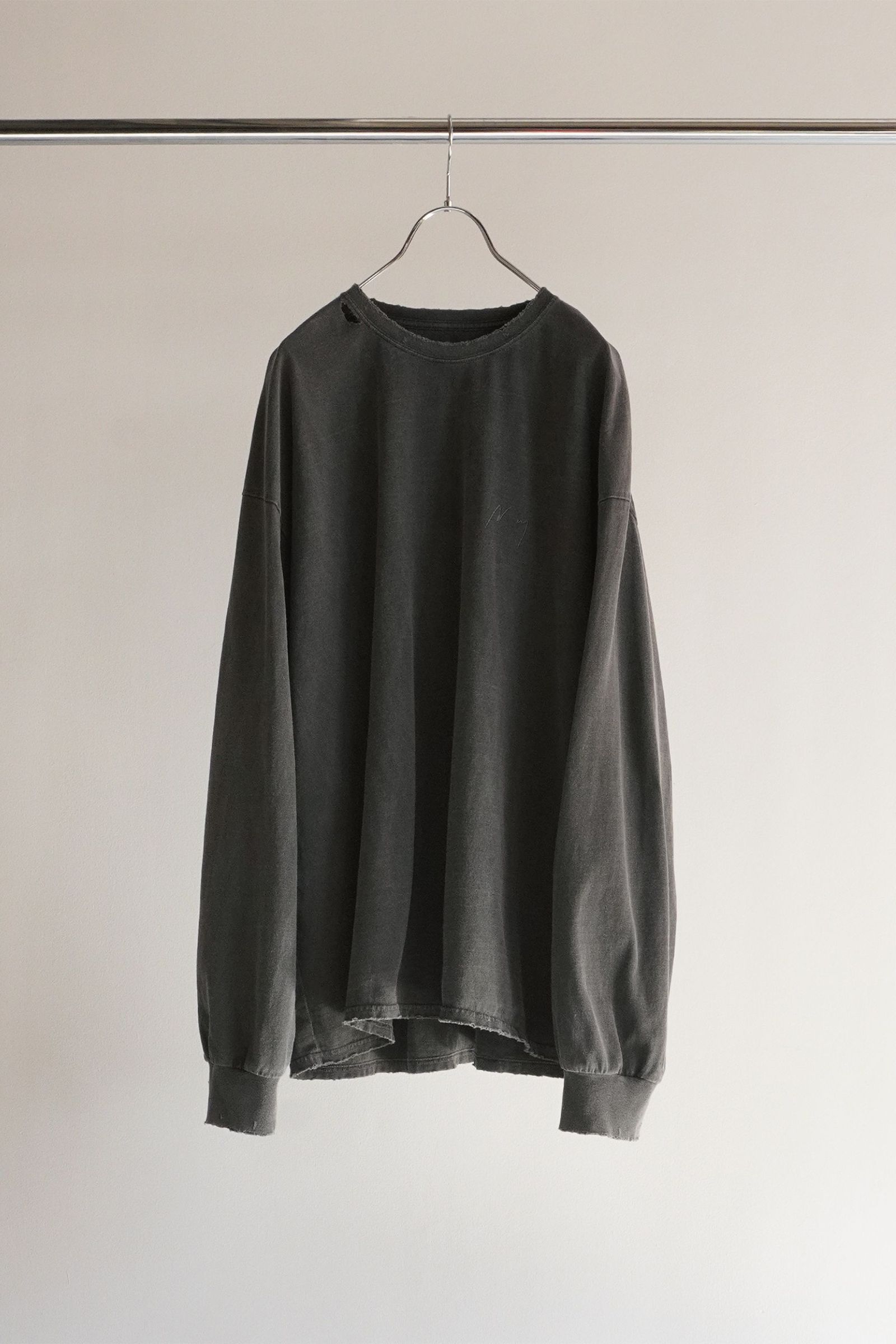 ANCELLM - EMBROIDERY DYED LS T-SHIRT（刺繍） | BLACK | カットソー