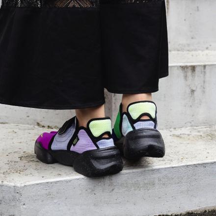 国内販売中/5月20日発売予定】ナイキ ウィメンズ アクア リフト