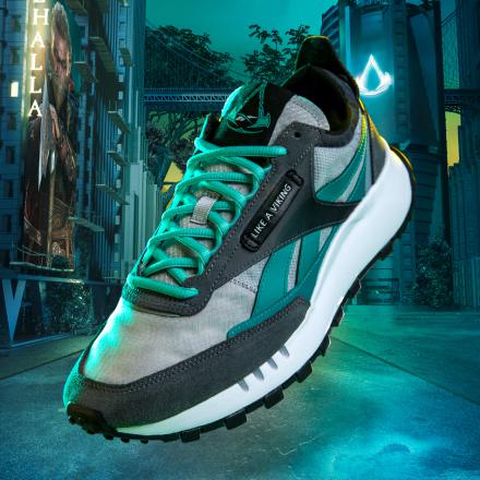 国内11月7日発売予定】アサシンクリード ヴァルハラ × リーボック