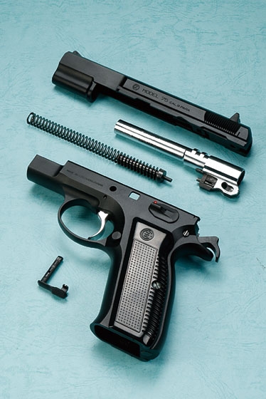 名高いハイキャパシティオートの魅力が満載「KSC Cz75ファースト