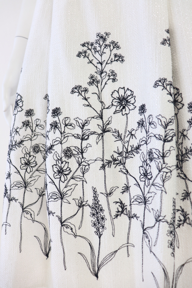 Rene（ルネ） 刺繍入りフレアスカート 6424980