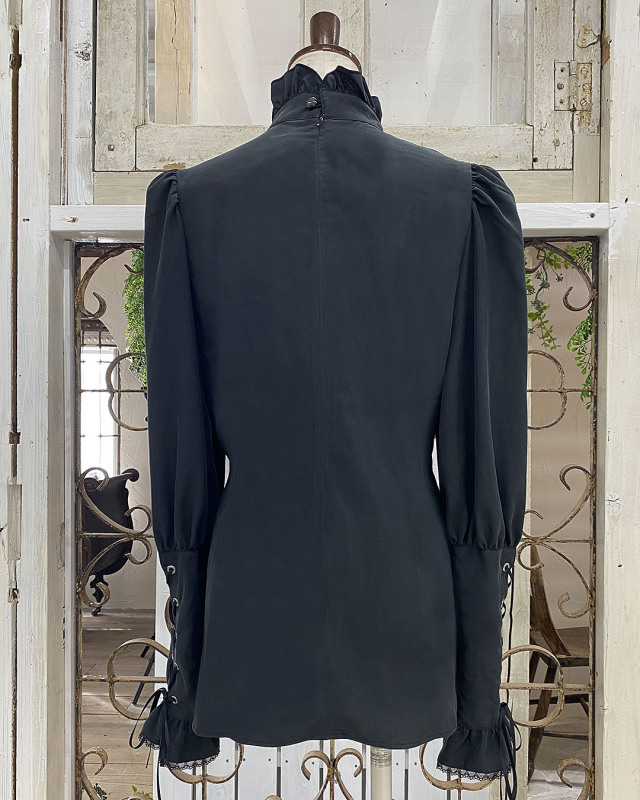 ブラウス・ブルゲオ｜品番401013 MIHO MATSUDA