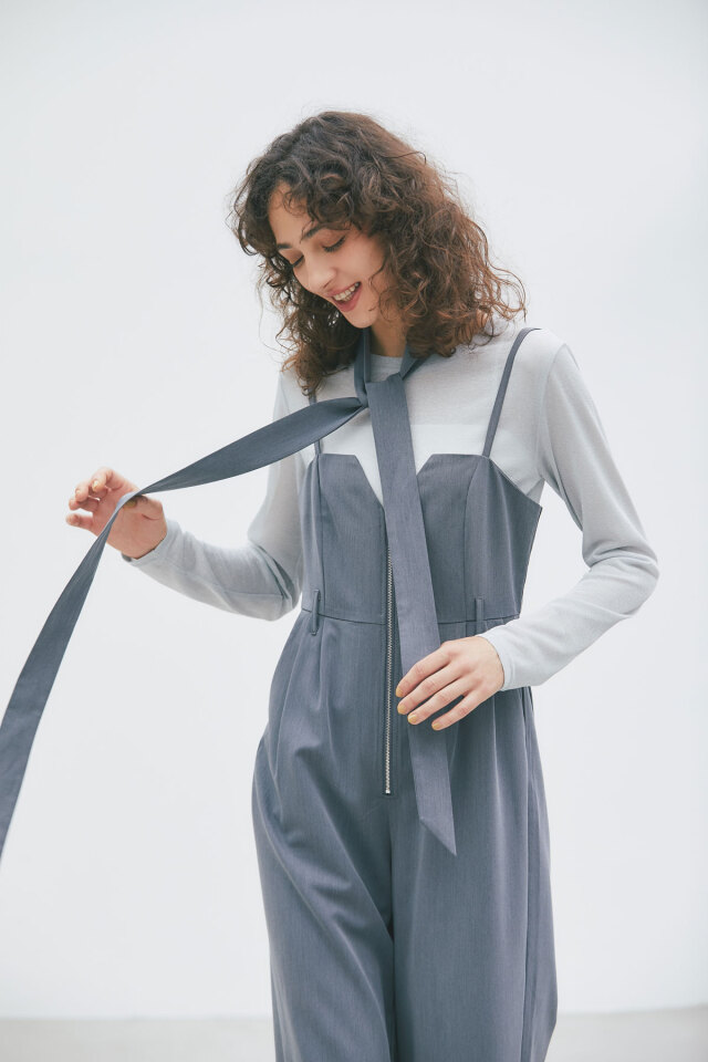 フロントジップオールインワン