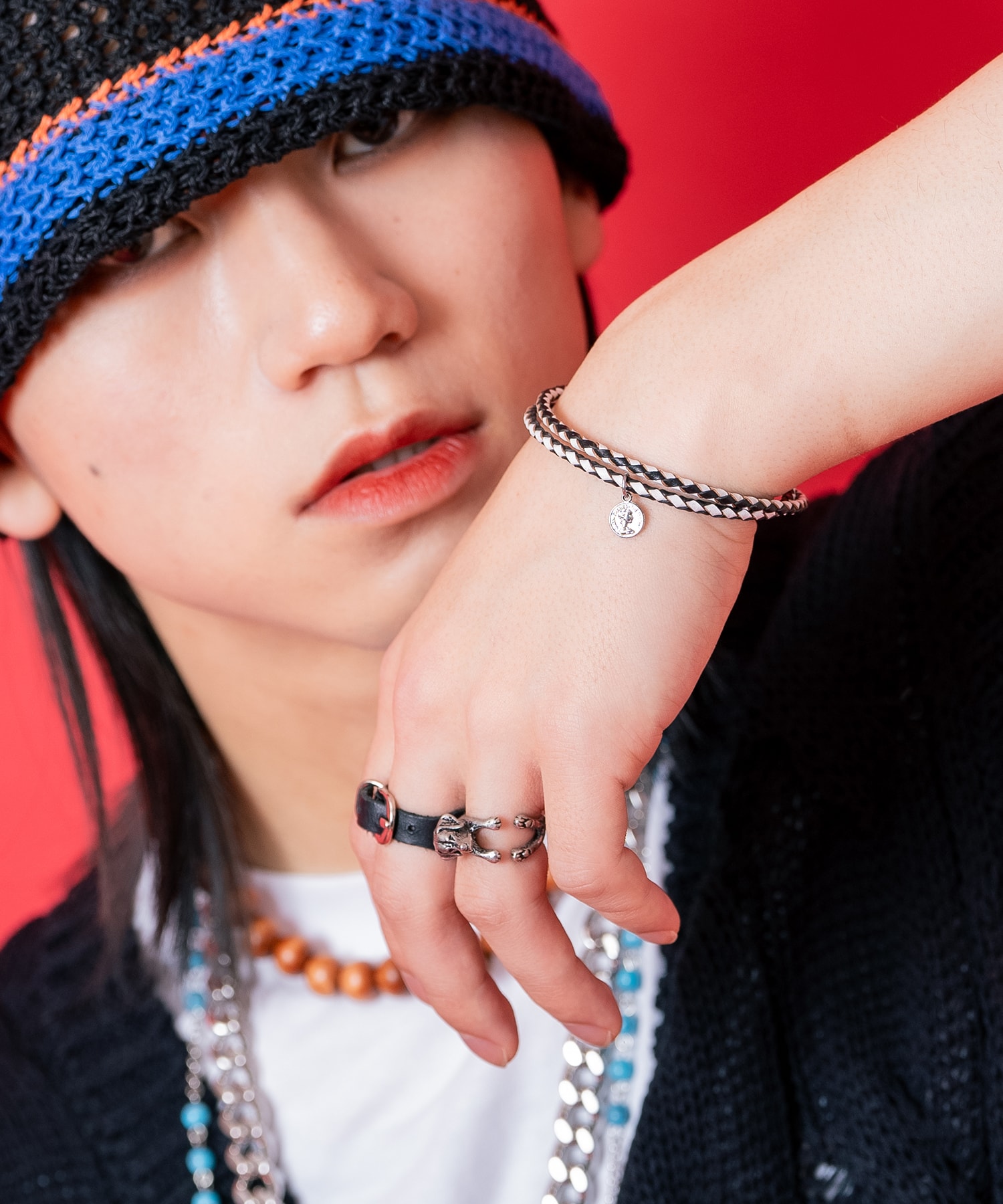 コインチャームレザー2重ブレスレット / 牛革 バングル メンズ