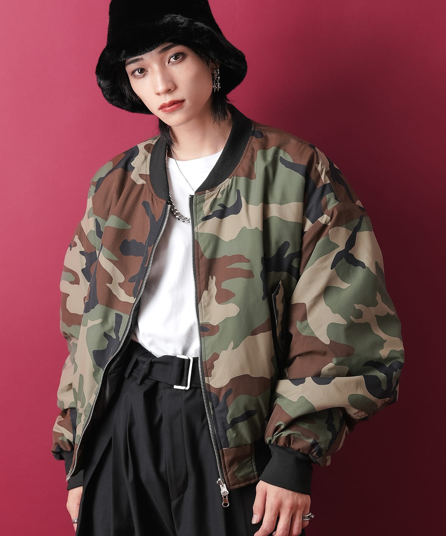 カモフラリバーシブル中綿ボンバージャケット / メンズ レディース