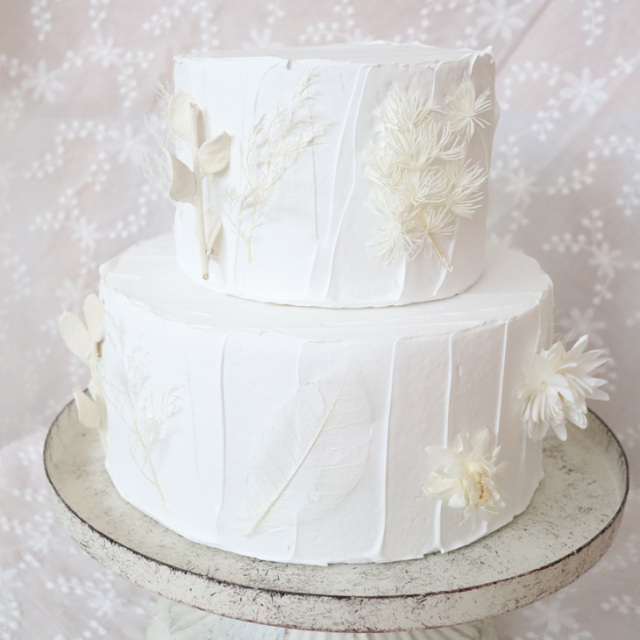 claycake-whiteflower-730-730-3