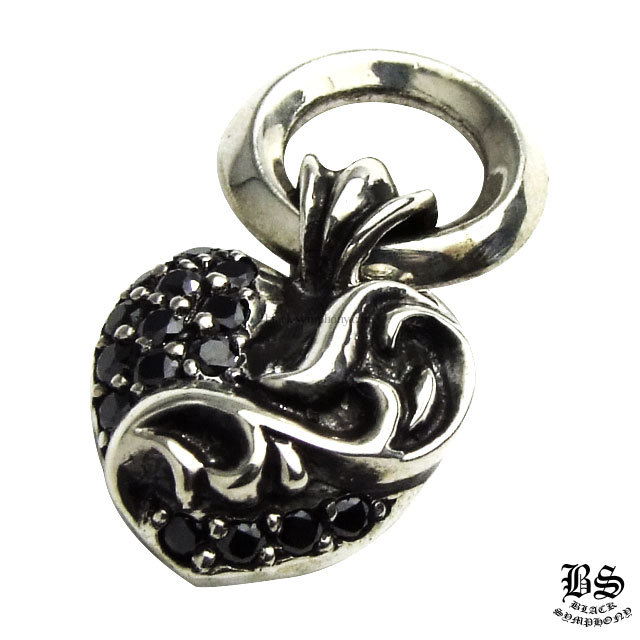クロムハーツハートチャームwithパヴェブラックダイヤモンド|クロム