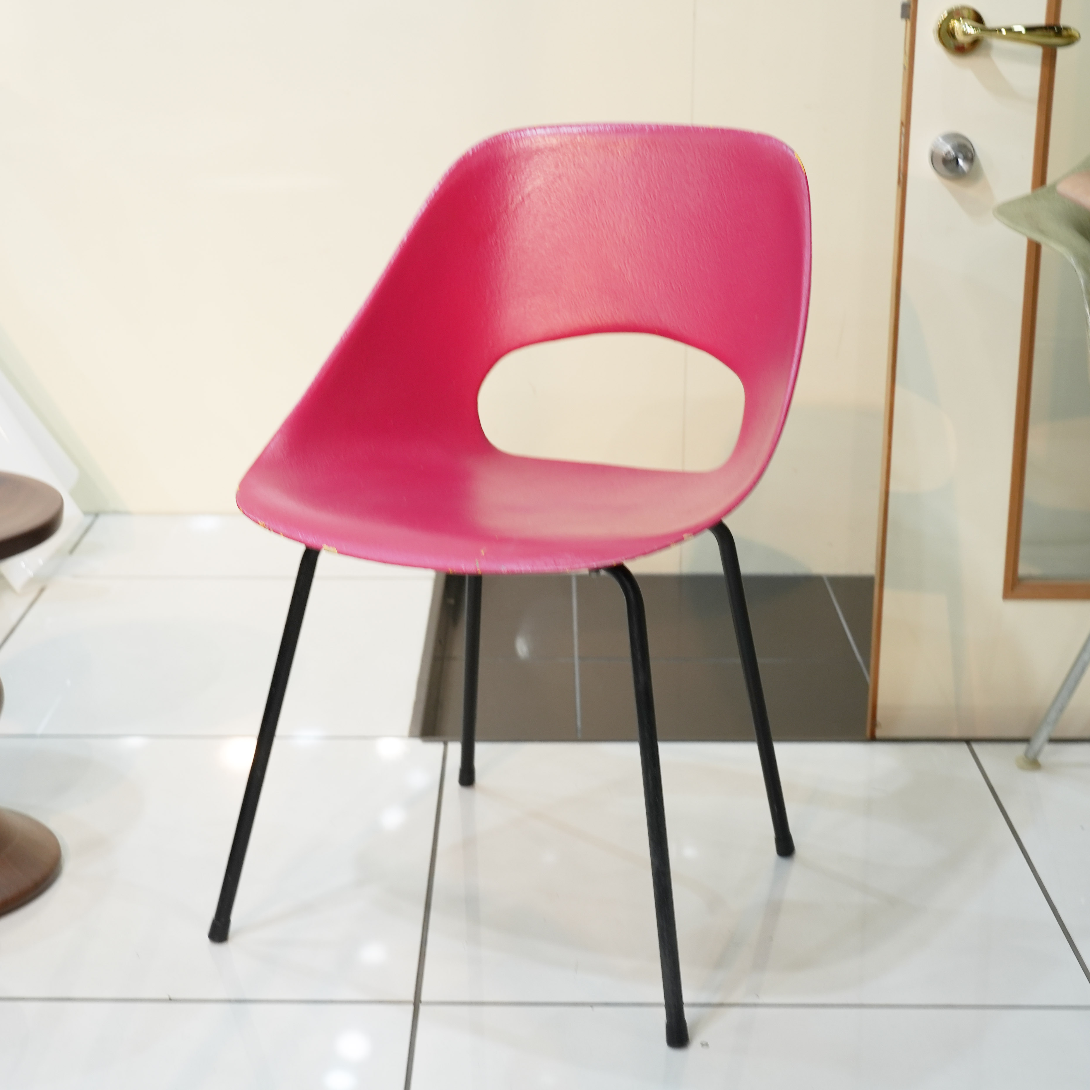 ピエール・ガーリッシュ ヴィンテージ チューリップチェア(FRP製