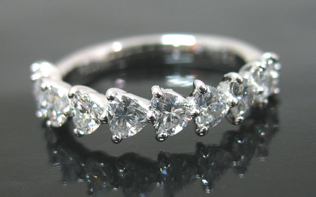 ハート ダイヤモンド ハーフ エタニティ リング 1.028ct プラチナ900