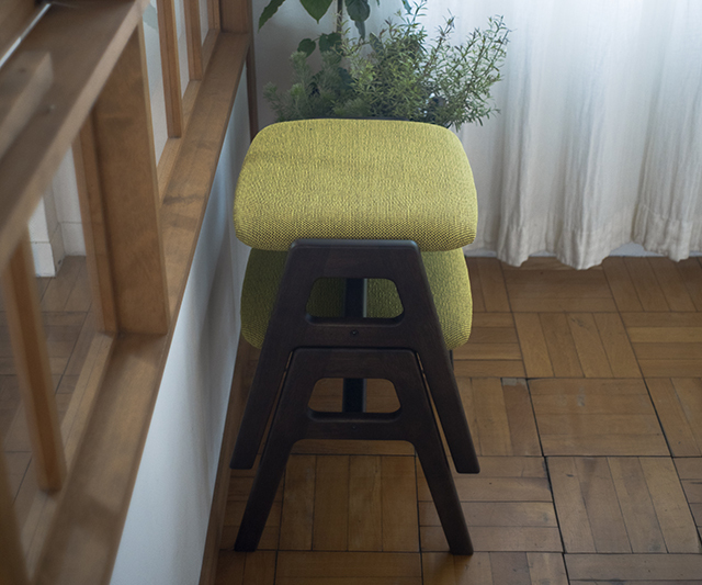 スタッキングスツール｜オフィシャルショップ｜カリモク60オフィシャル