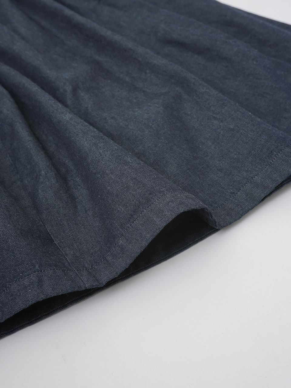 20／－ムラ糸ダンガリーバルーンギャザースカート