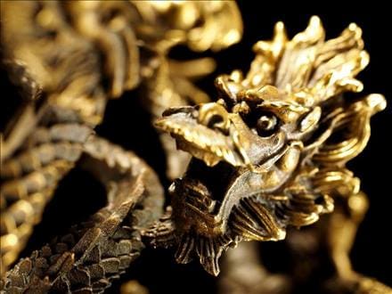 ☆幸運をもたらす騰龍千禧(とうりゅうせんき)☆皇帝の象徴の五本爪龍