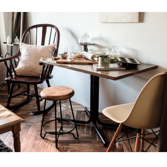 ダリオ カフェテーブル