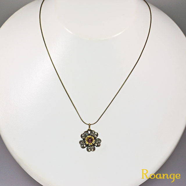 ミハエルネグリン フラワーパヴェネックレス