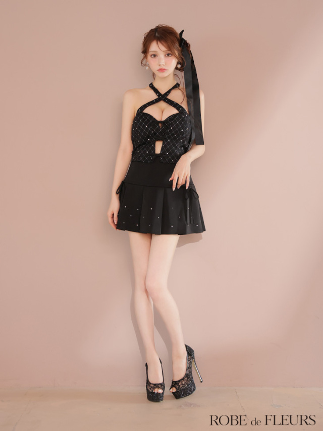 XSサイズあり】クロスホルタービジューミニリボンセットアップキャバ