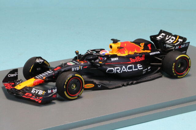 スパーク 1/43 レッドブル RB19 カタール GP 2023 M.フェルスタッペン