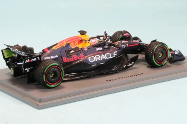 スパーク1/43 Red Bull RB15 ブラジルGP M.フェルスタッペン スパーク1