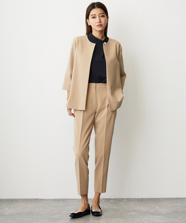 ノーカラージャケット＆テーパードパンツスーツセットアップ 【品番