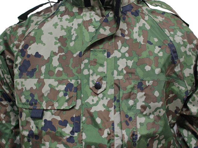 ゴアテックス迷彩雨衣