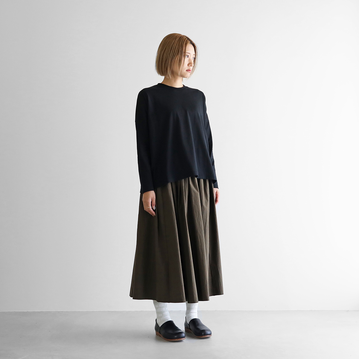 HUIS in house］SUVIN COTTON長袖スクエアワイドカットソー（ブラック）