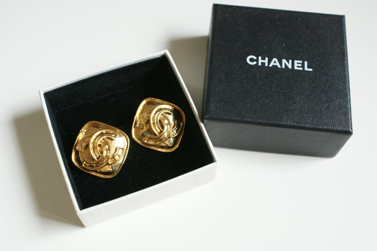 CHANELシャネル ゴールド ココマーク スクエア イヤリング 箱BOX付