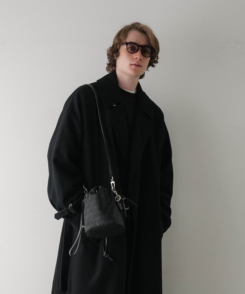 LUXURY MATERIAL LEATHER ROOM KEYRING by BRIDLE