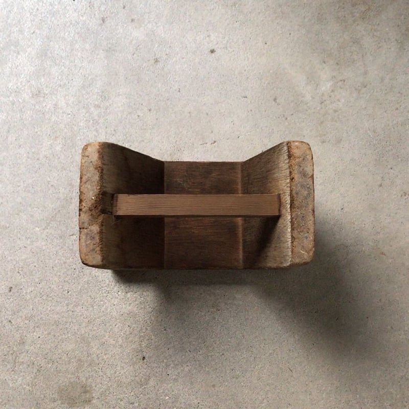 アンティーク木製作業椅子(スツール) 踏み台・花台・店舗備品・撮影