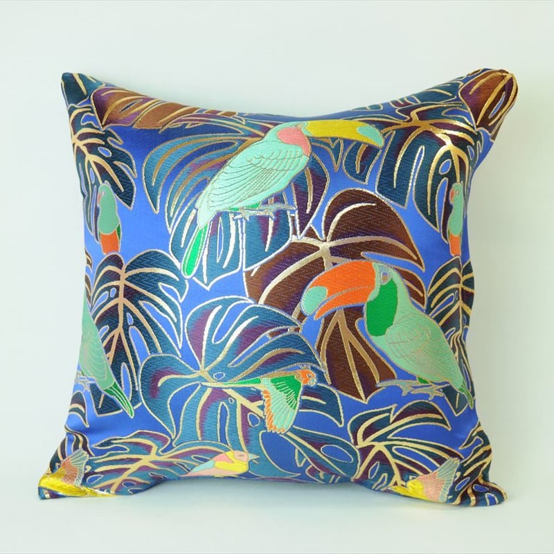 西陣織 正絹 モンステラと鳥 クッションカバー ブルー | 西陣岡本