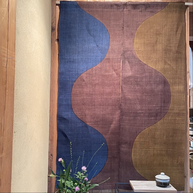 石北有美 型染め暖簾（波）1.2 | Linné