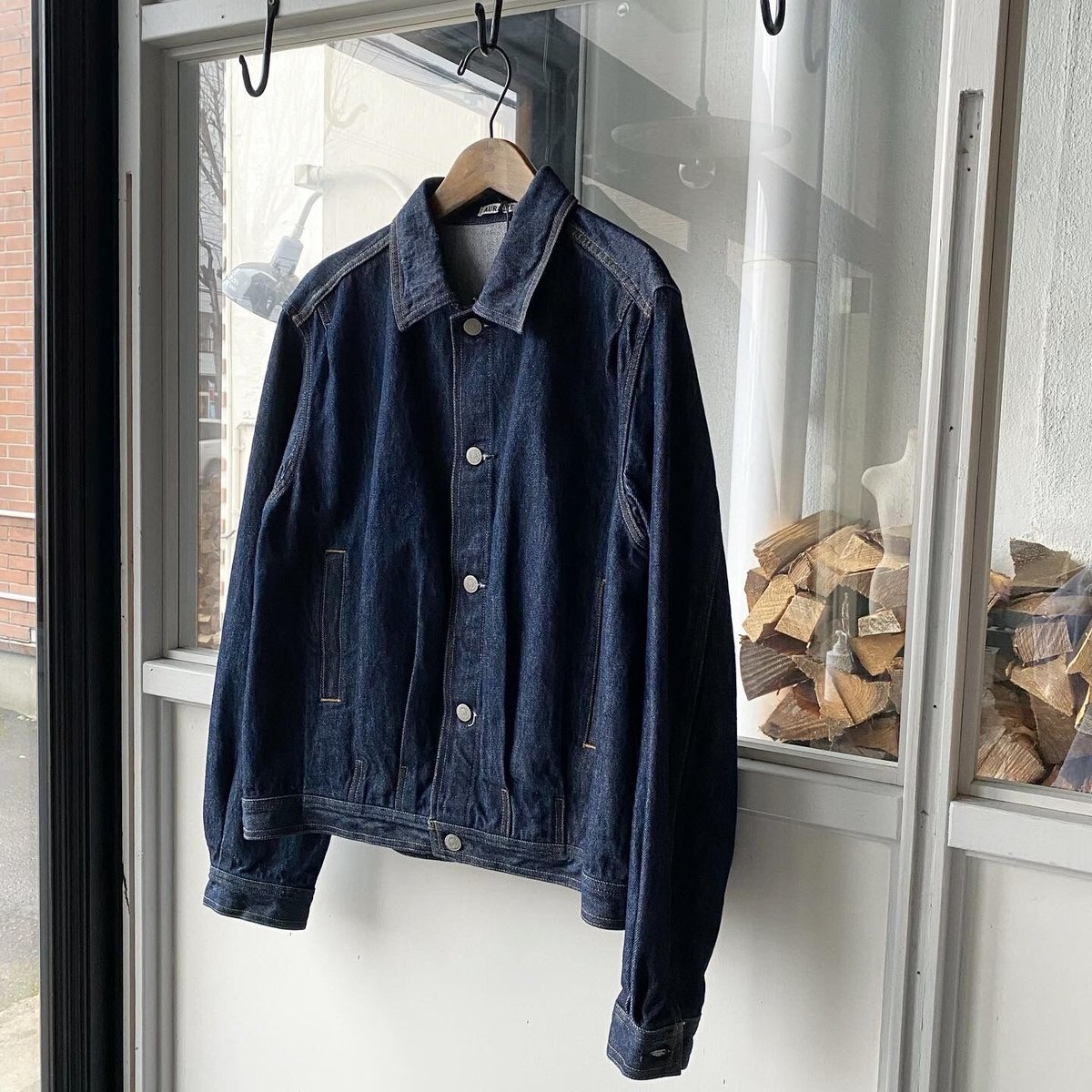 AURALEE WASHED HARD TWIST DENIM BLOUZON | Les