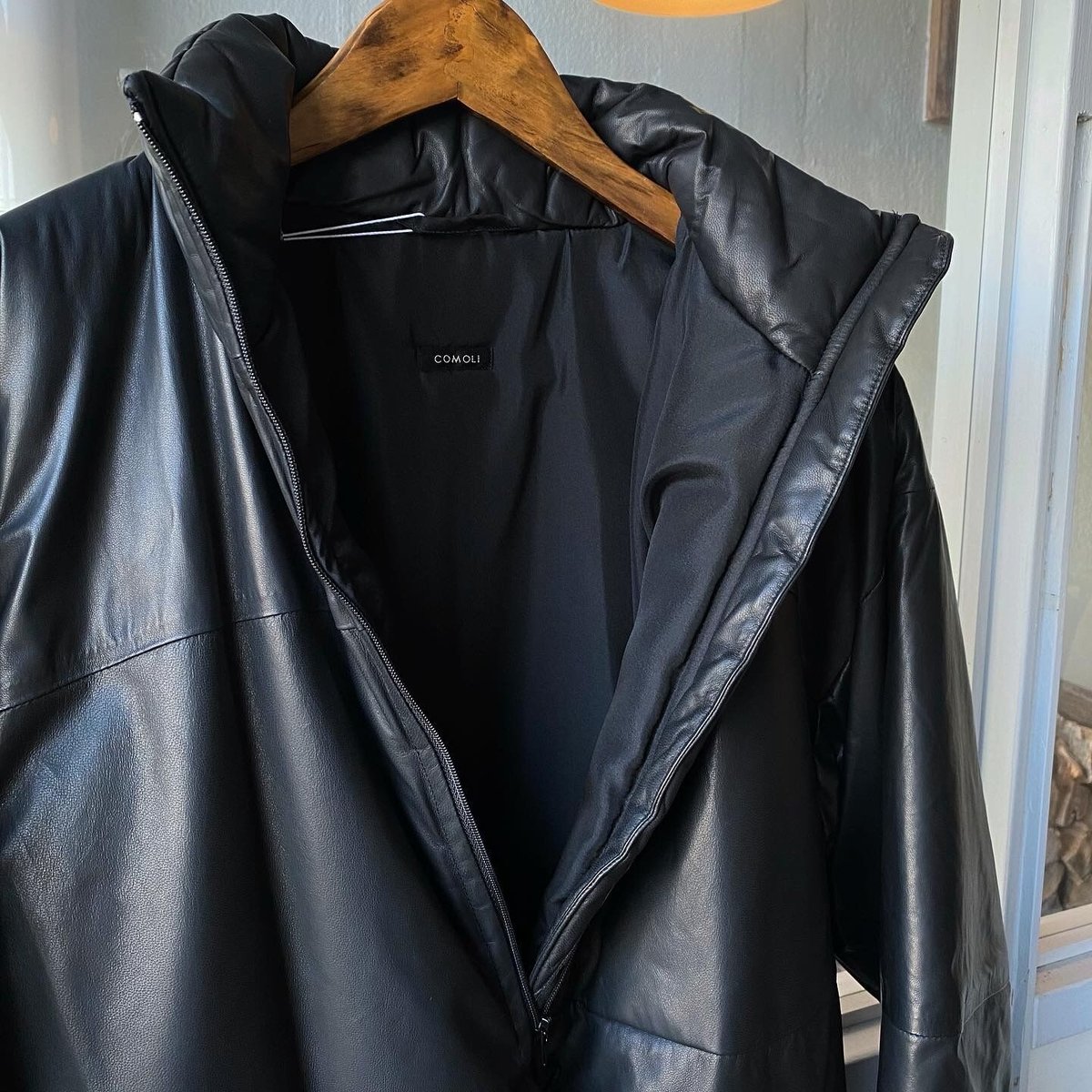 COMOLI シープスキン ハーフジップ パフジャケット | Less Higashikawa