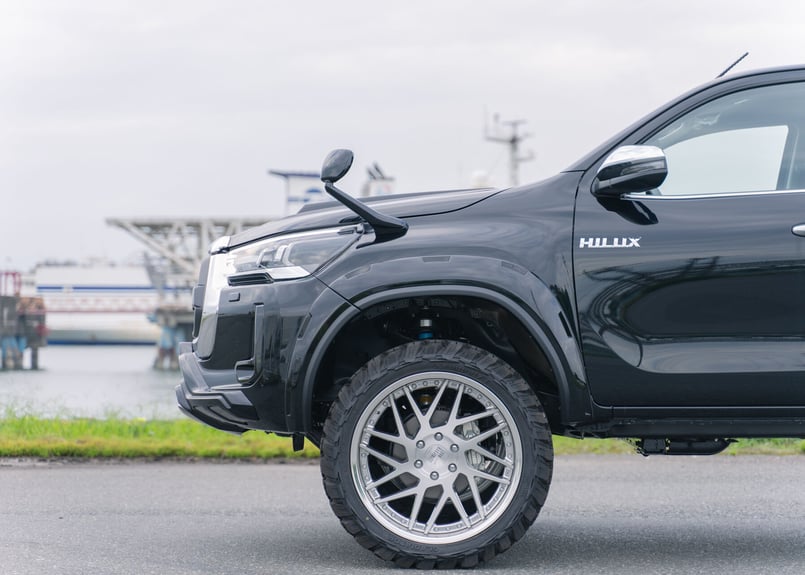 ハイラックス オーバーフェンダー/純正ノーマルバンパー用 ダブル