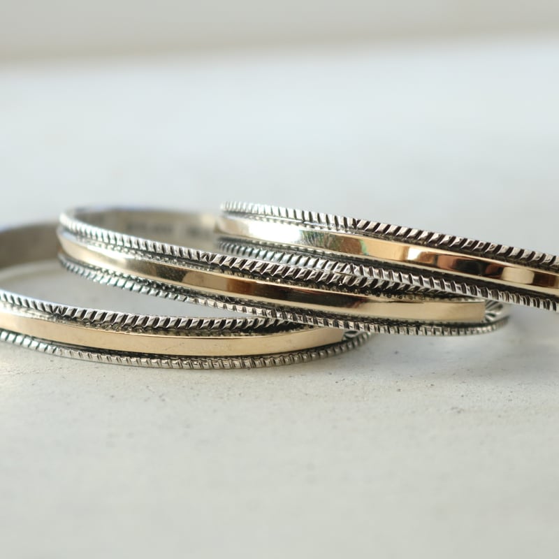 UNISEX / ナバホ族 Bruce Morgan / 1/4 14K チゼル プレーン バ