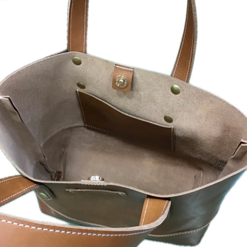 レザートートバッグM（ハンドメイド／A4収納可／肩掛け） | IKKAGEN 本