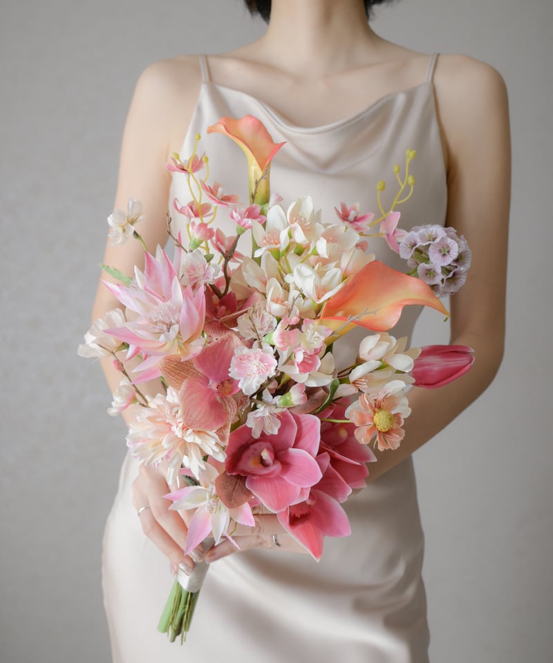 トロピカルカラーのスワッグブーケ | 造花ブーケ ウェディングブーケ