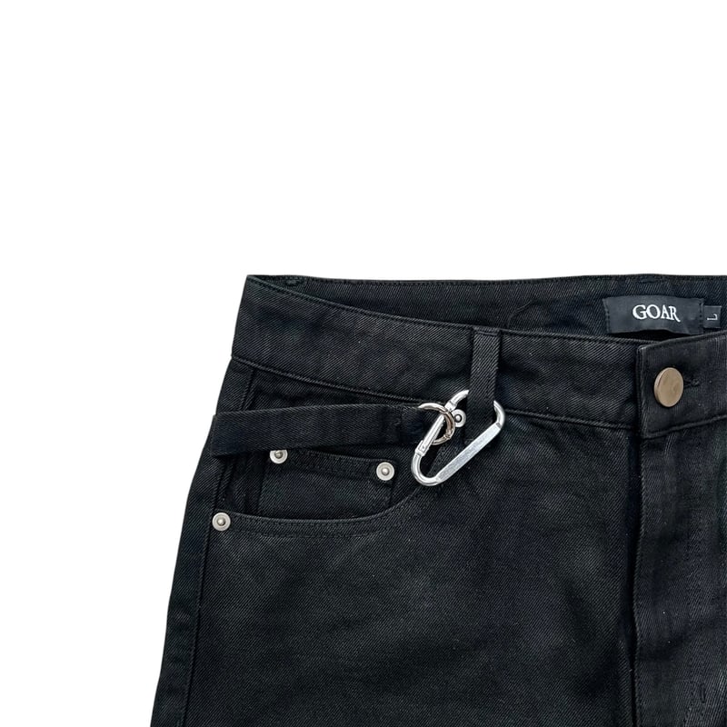 GOAR】STRAPPED OIL FLARE PANTS | AURUM