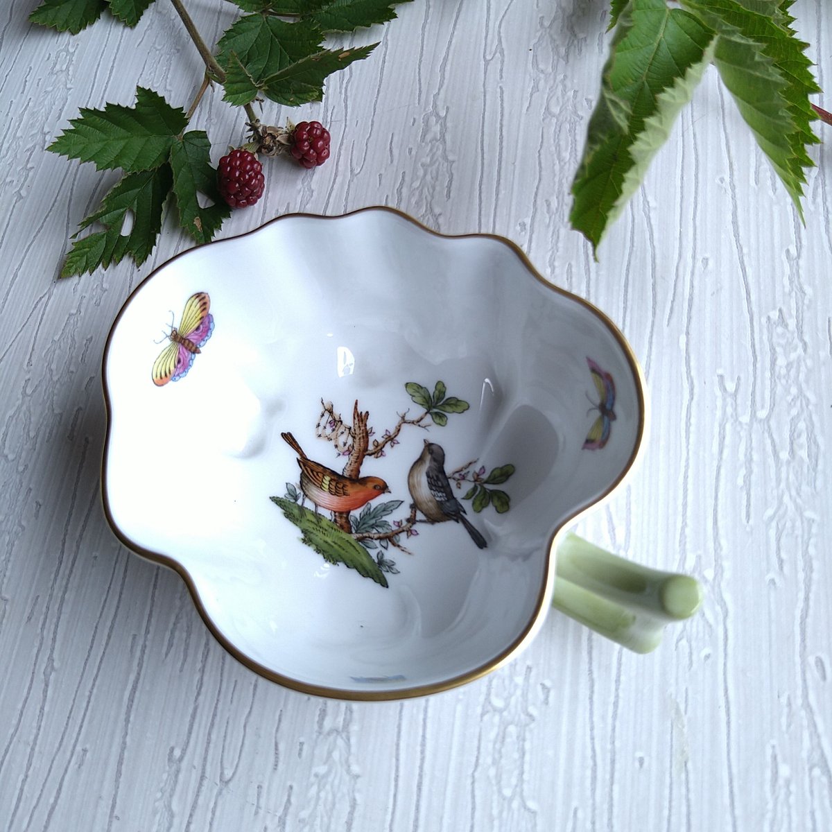 Herendヘレンドロスチャイルドバードのオープンシュガー