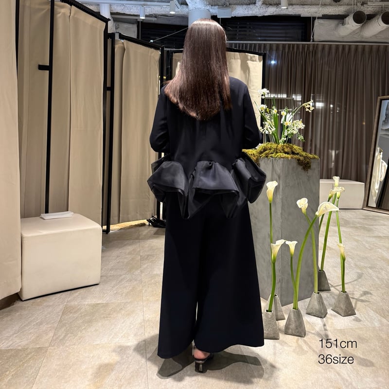 3月下旬発送】Prima Peplum BL navy | HEVE